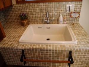 モザイクタイルと輸入水栓