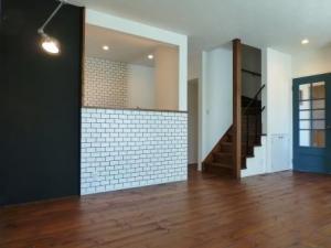 リビング壁の一部は黒板塗装♪