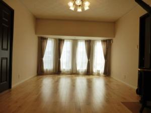 カバサクラフロアーで木の香り