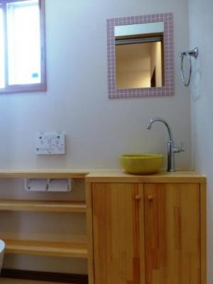 トイレの手洗いカウンター