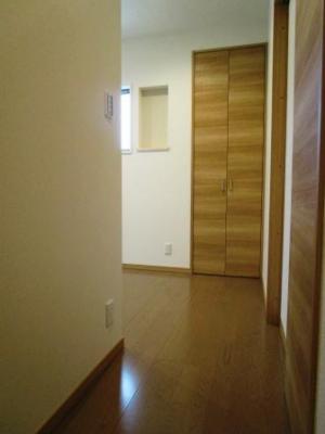 玄関ホール収納