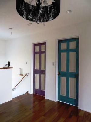 施主様塗装のドア