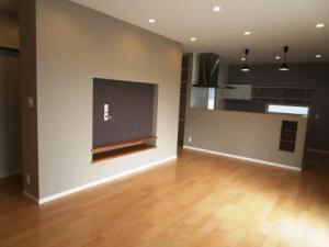 リビングには造作TV台