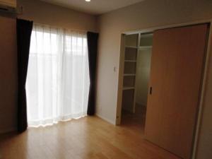 奥はウォークインクローゼット